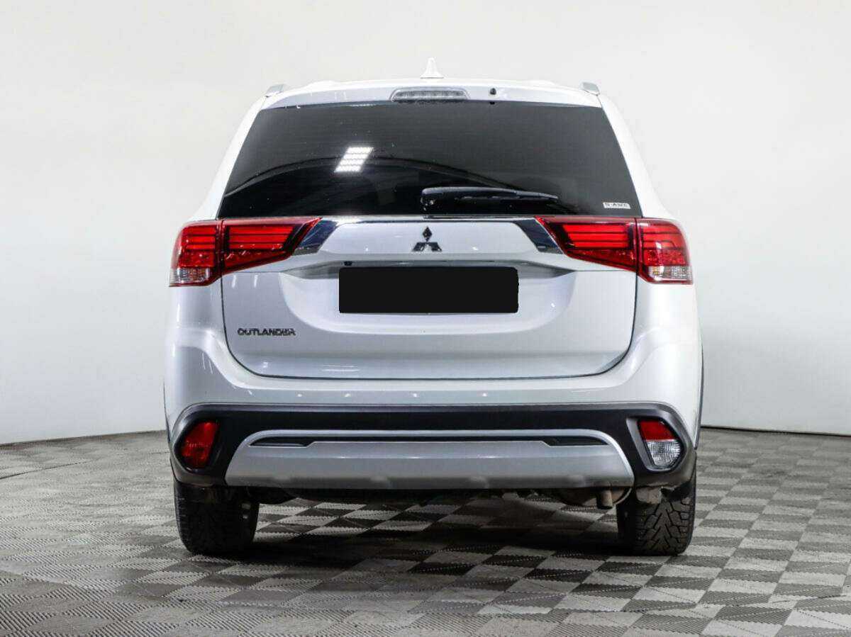 Mitsubishi Outlander б/у, 2021, Вариатор. Фото: #5