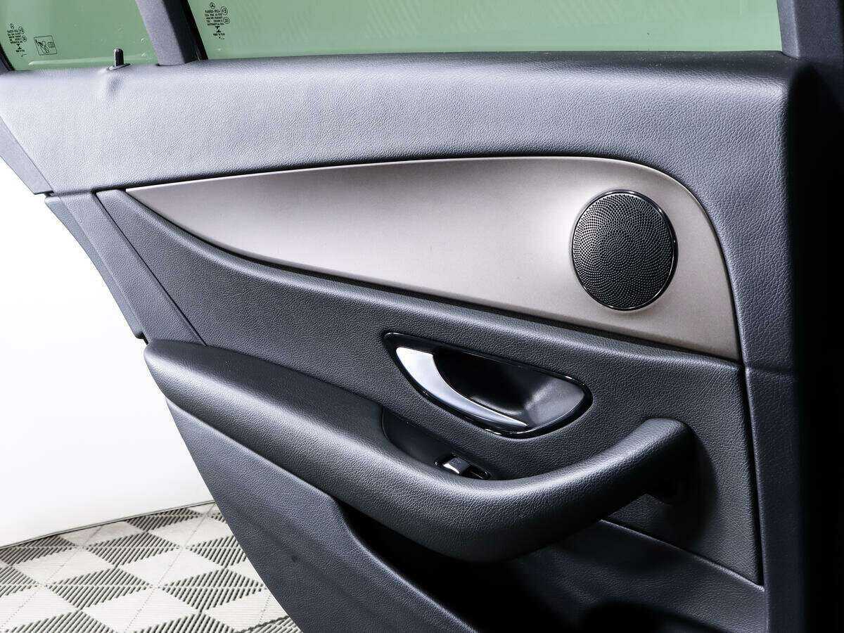 Mercedes-Benz E-Класс б/у, 2016, Автоматическая. Фото: #16