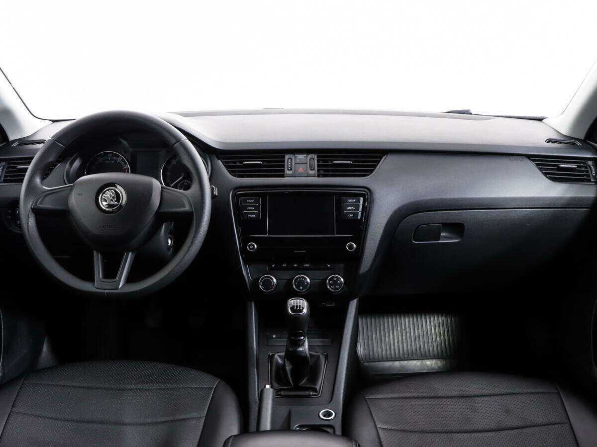 Skoda Octavia б/у, 2018, Механическая. Фото: #7