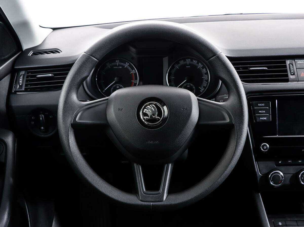 Skoda Octavia б/у, 2018, Механическая. Фото: #9