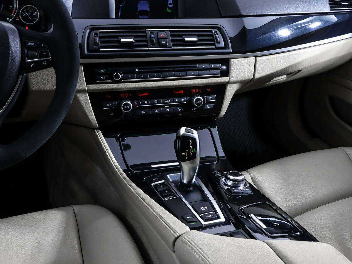 BMW 5 серии б/у, 2012, Автоматическая. Фото: #14