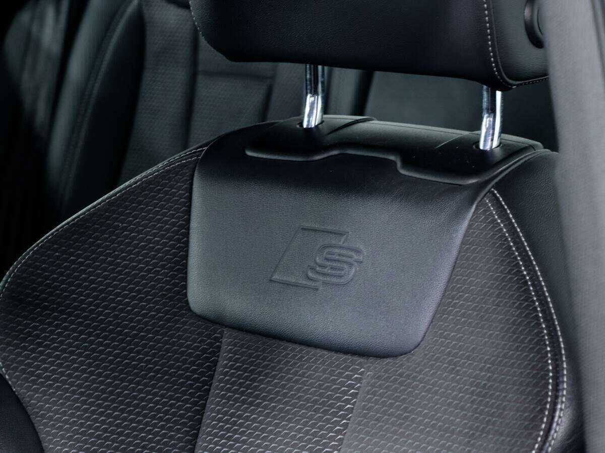 Audi A4 б/у, 2019, Роботизированная. Фото: #20