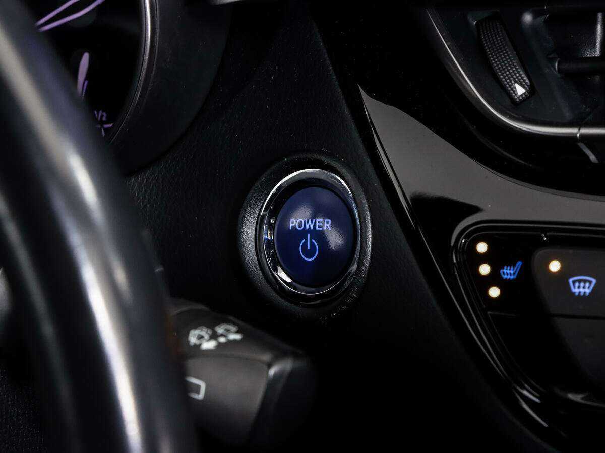 Toyota C-HR б/у, 2018, Вариатор. Фото: #21