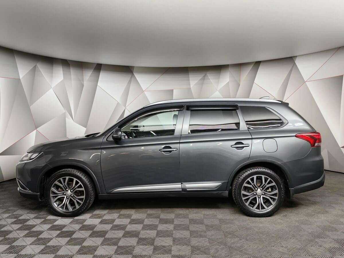 Mitsubishi Outlander б/у, 2017, Вариатор. Фото: #4