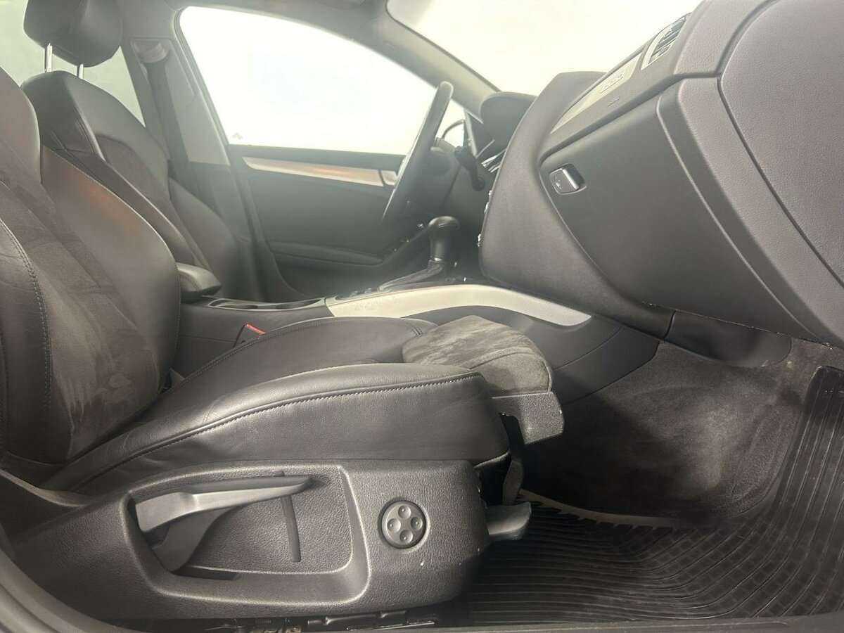 Audi A4 б/у, 2014, Роботизированная. Фото: #13