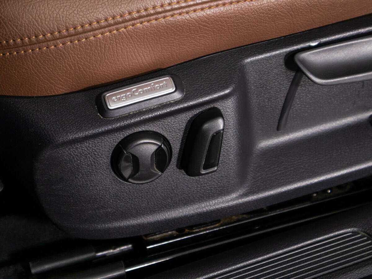 Volkswagen Passat б/у, 2017, Роботизированная. Фото: #15