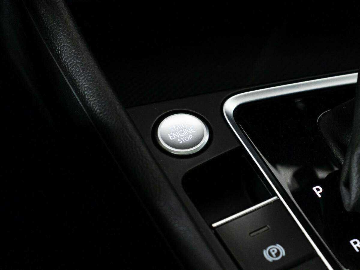 Volkswagen Jetta б/у, 2018, Автоматическая. Фото: #17