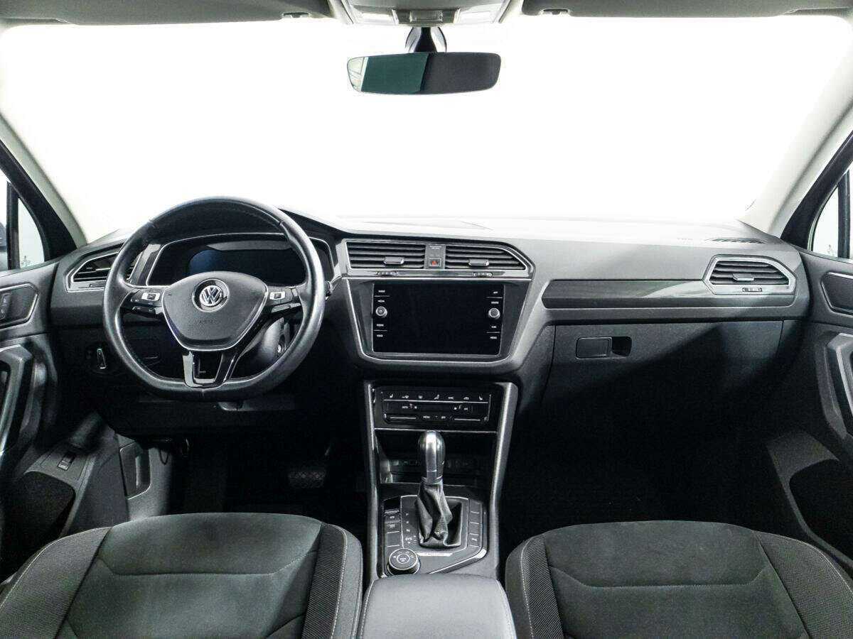 Volkswagen Tiguan б/у, 2018, Роботизированная. Фото: #12