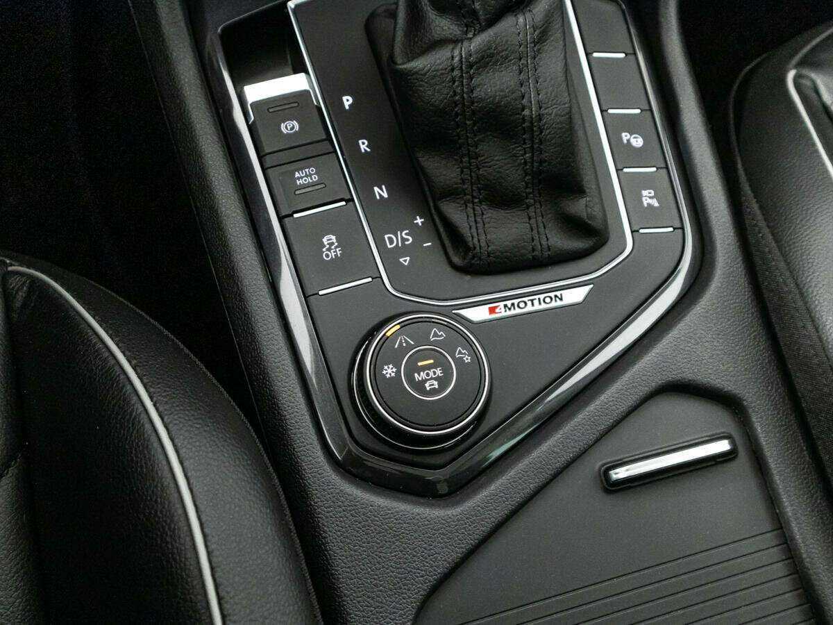 Volkswagen Tiguan б/у, 2017, Роботизированная. Фото: #17