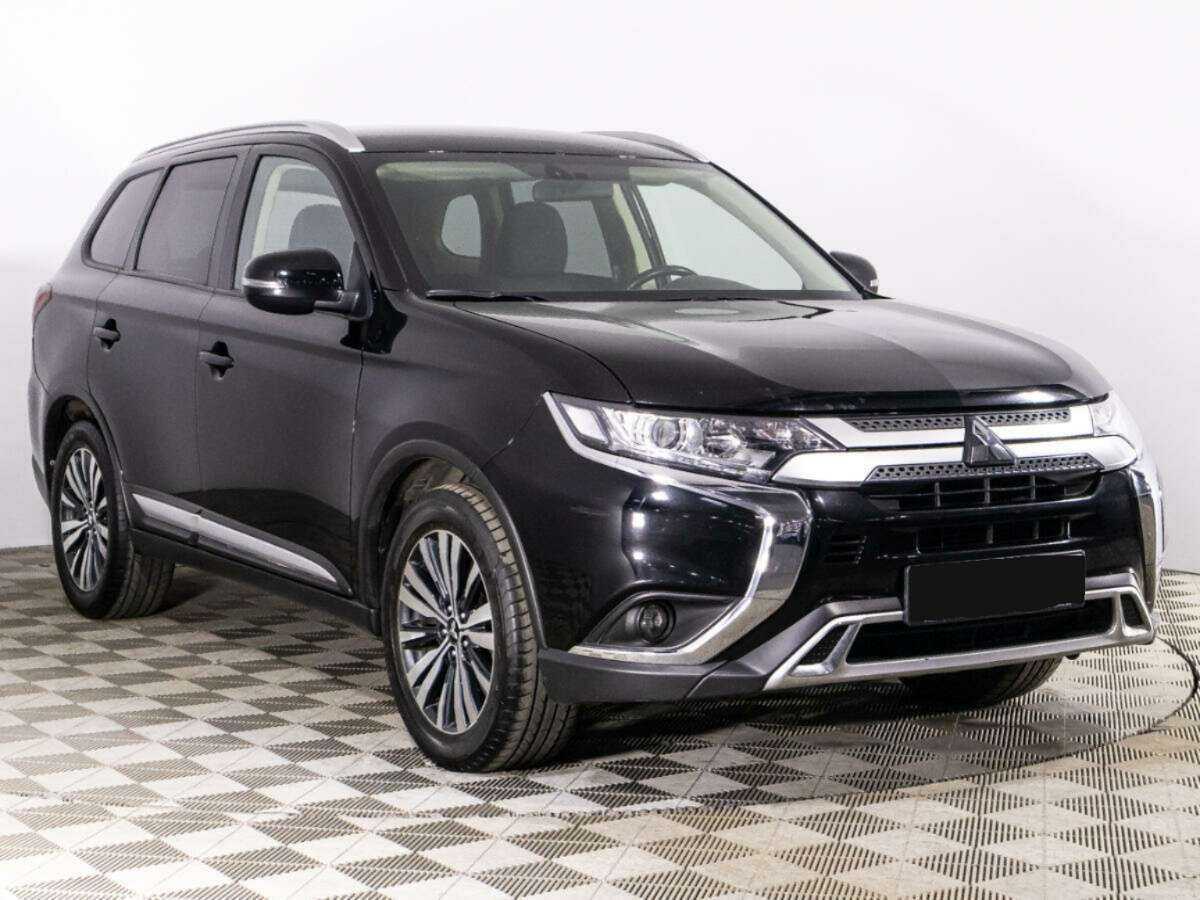 Mitsubishi Outlander б/у, 2020, Вариатор. Фото: #2