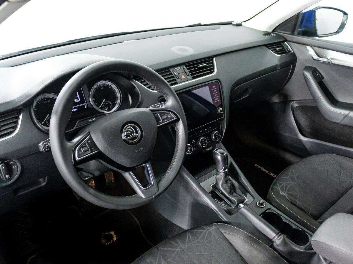 Skoda Octavia б/у, 2019, Роботизированная. Фото: #10