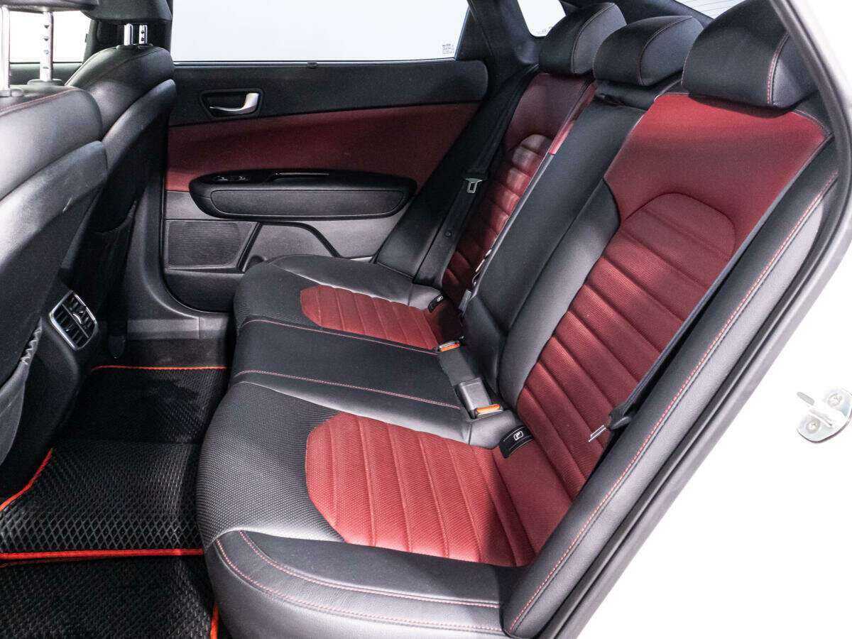 Kia Optima б/у, 2018, Автоматическая. Фото: #9