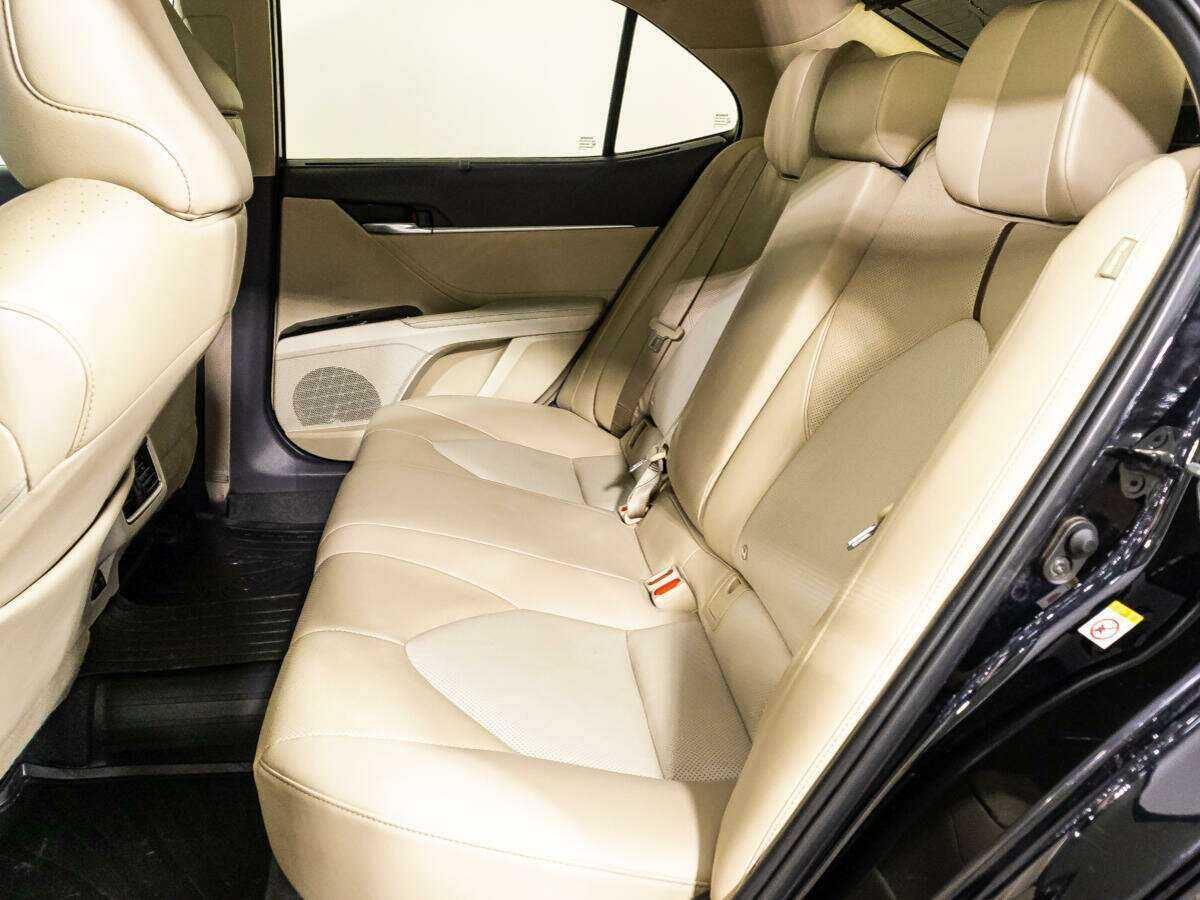 Toyota Camry б/у, 2018, Автоматическая. Фото: #9