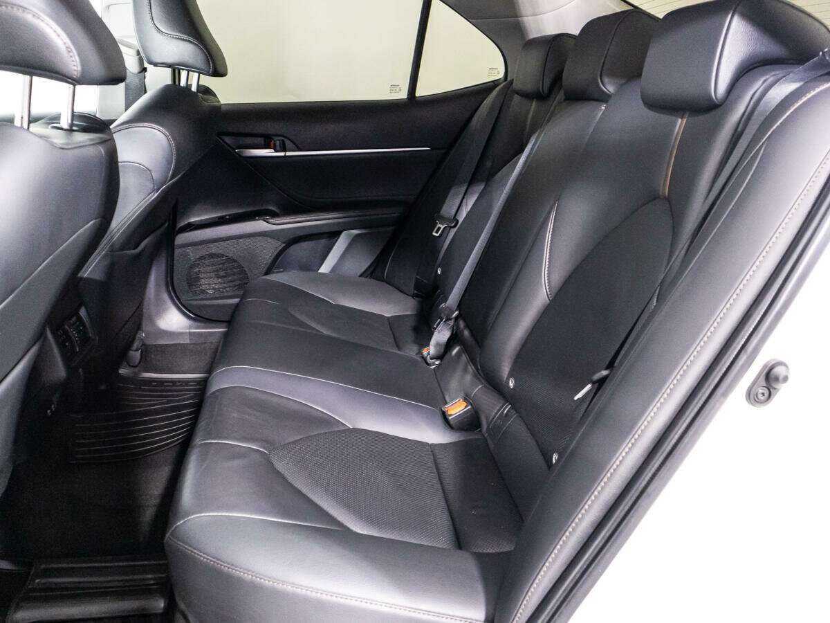 Toyota Camry б/у, 2019, Автоматическая. Фото: #9