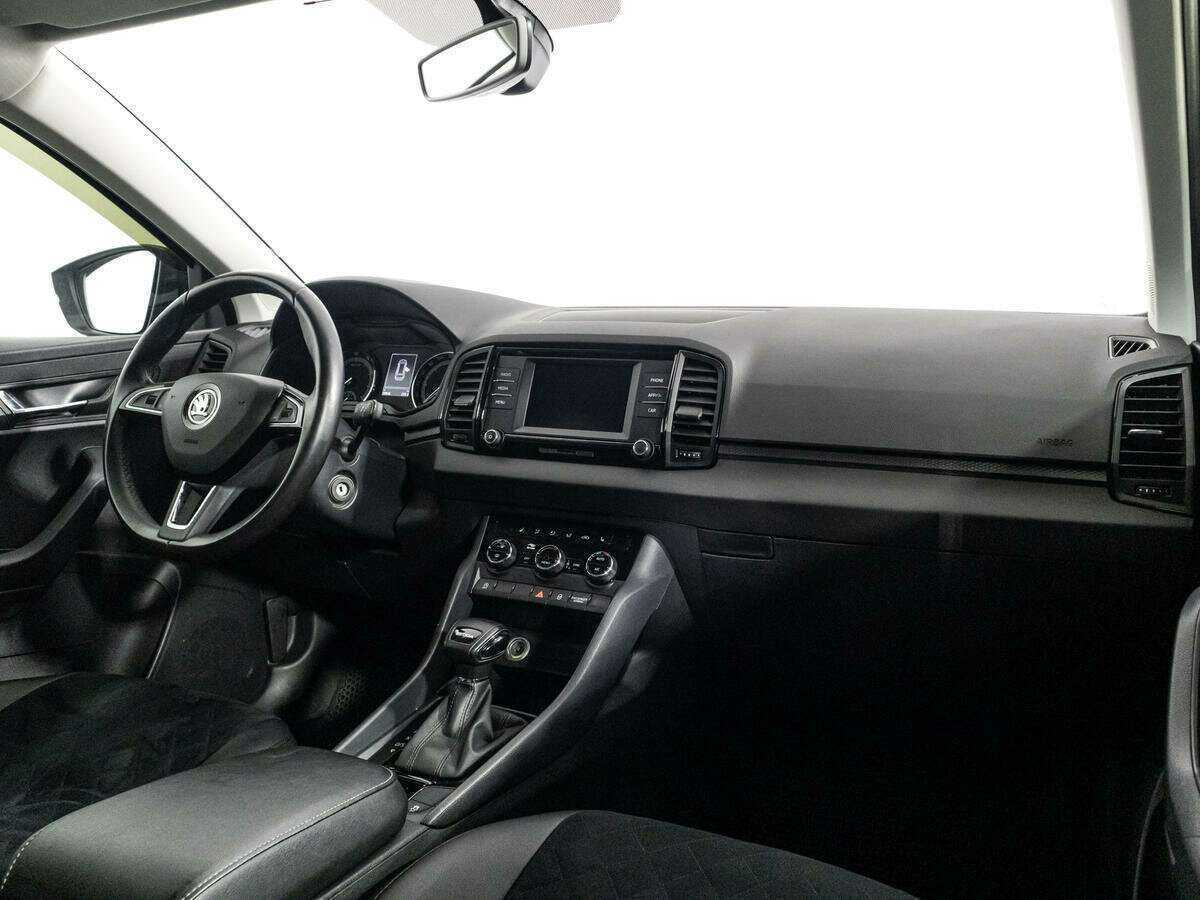 Skoda Karoq б/у, 2020, Автоматическая. Фото: #8