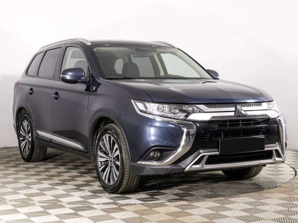 Mitsubishi Outlander б/у, 2019, Вариатор. Фото: #2