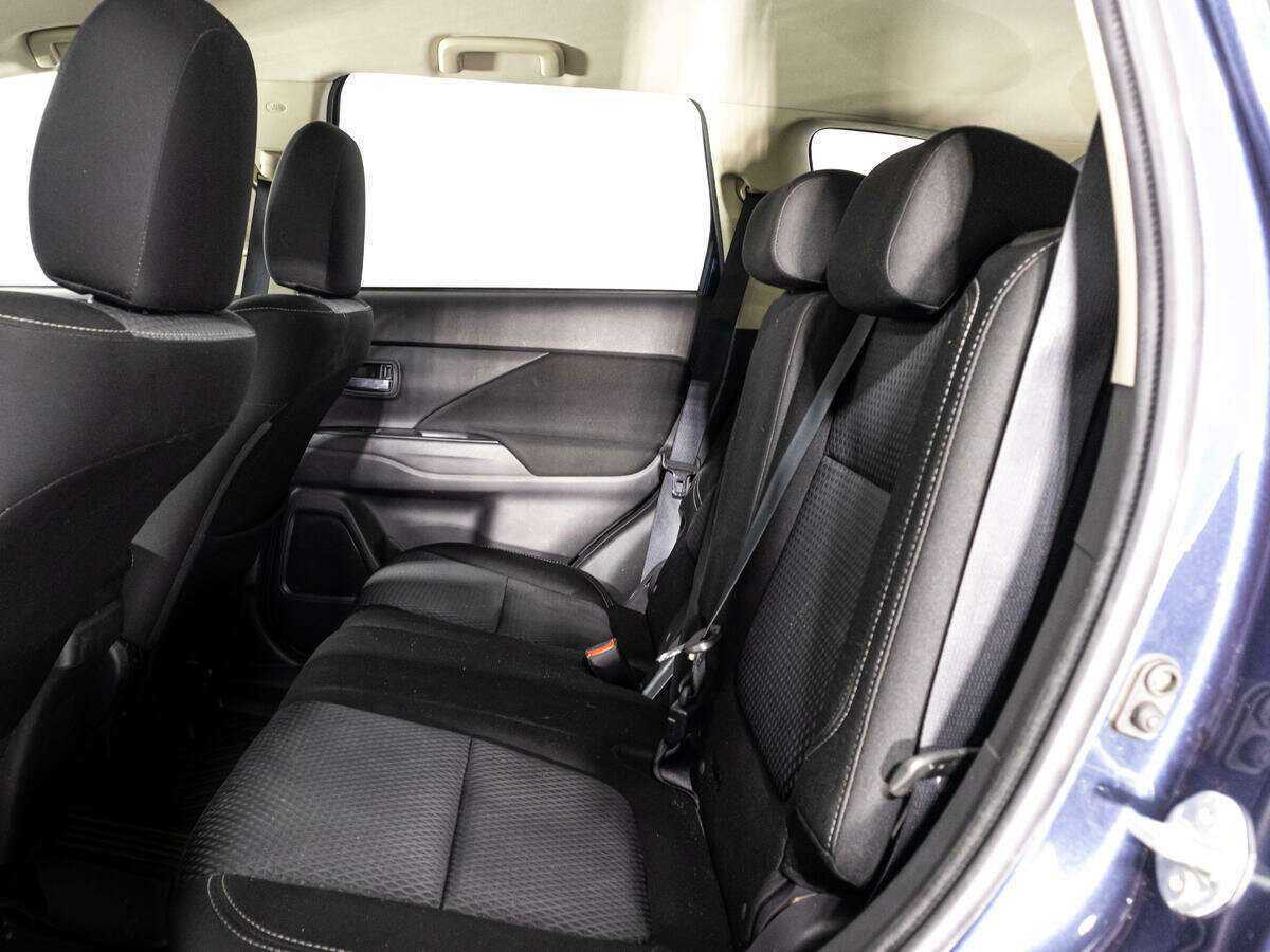 Mitsubishi Outlander б/у, 2019, Вариатор. Фото: #9