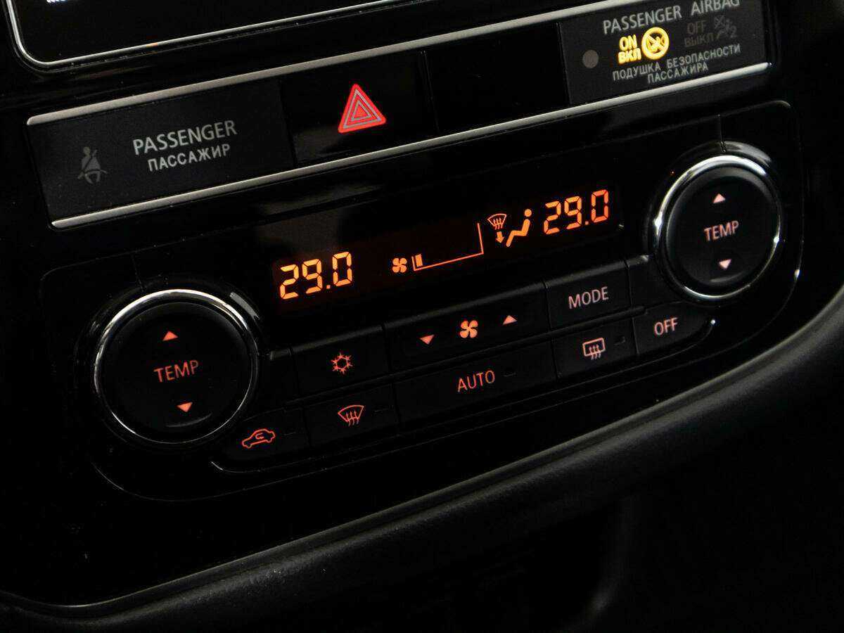 Mitsubishi Outlander б/у, 2019, Вариатор. Фото: #15