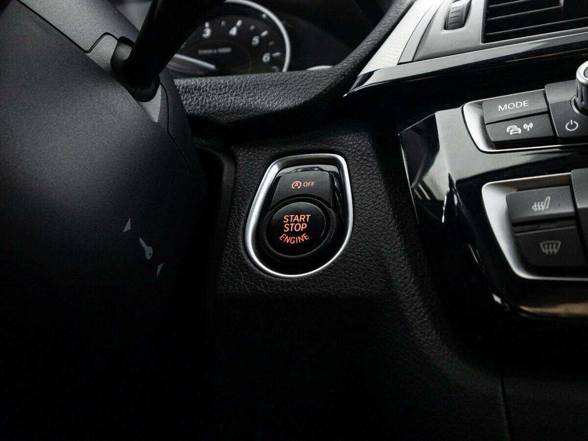 BMW 3 серии б/у, 2017, Автоматическая. Фото: #15