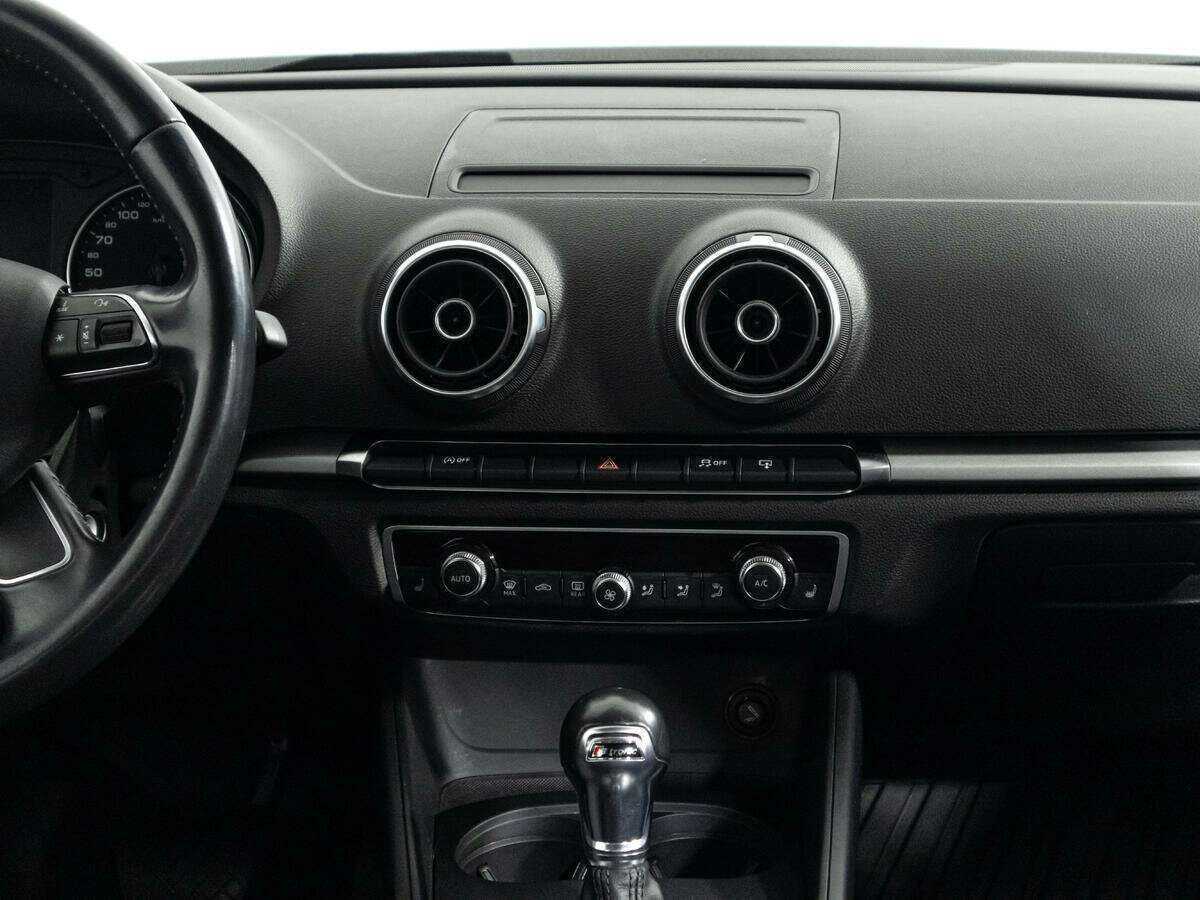 Audi A3 б/у, 2015, Роботизированная. Фото: #13