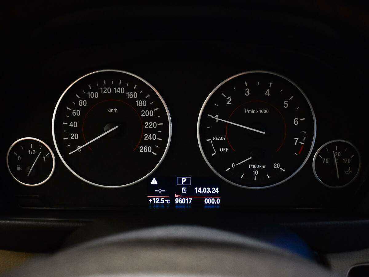 BMW 3 серии б/у, 2016, Автоматическая. Фото: #6