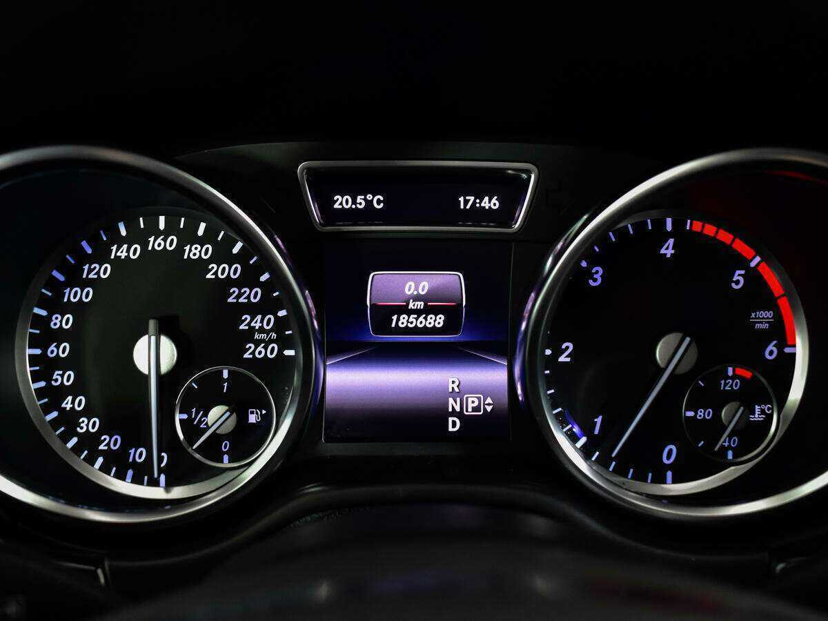 Mercedes-Benz M-Класс б/у, 2013, Автоматическая. Фото: #10