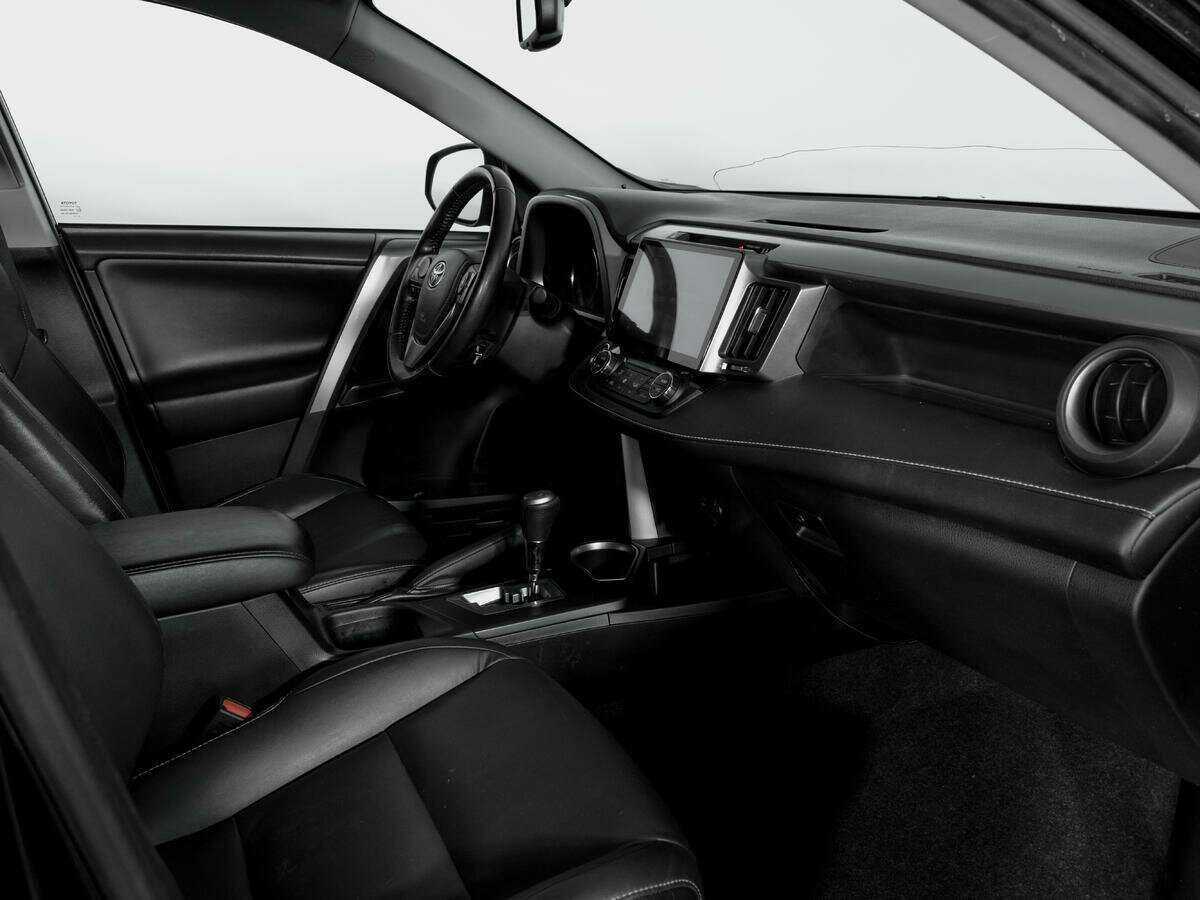 Toyota RAV4 б/у, 2016, Автоматическая. Фото: #8