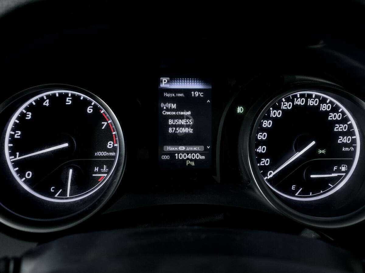 Toyota Camry б/у, 2019, Автоматическая. Фото: #10