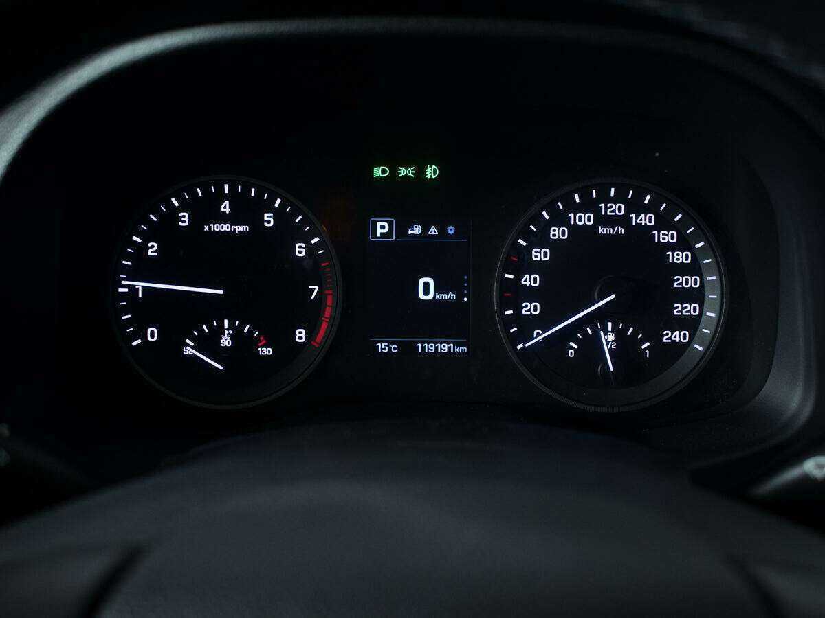 Hyundai Tucson б/у, 2016, Роботизированная. Фото: #10