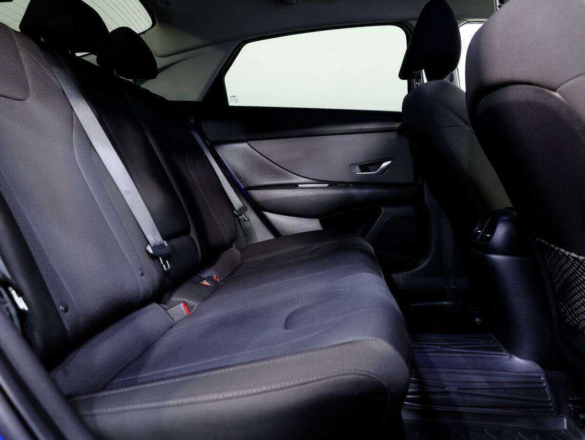 Hyundai Elantra б/у, 2021, Автоматическая. Фото: #14