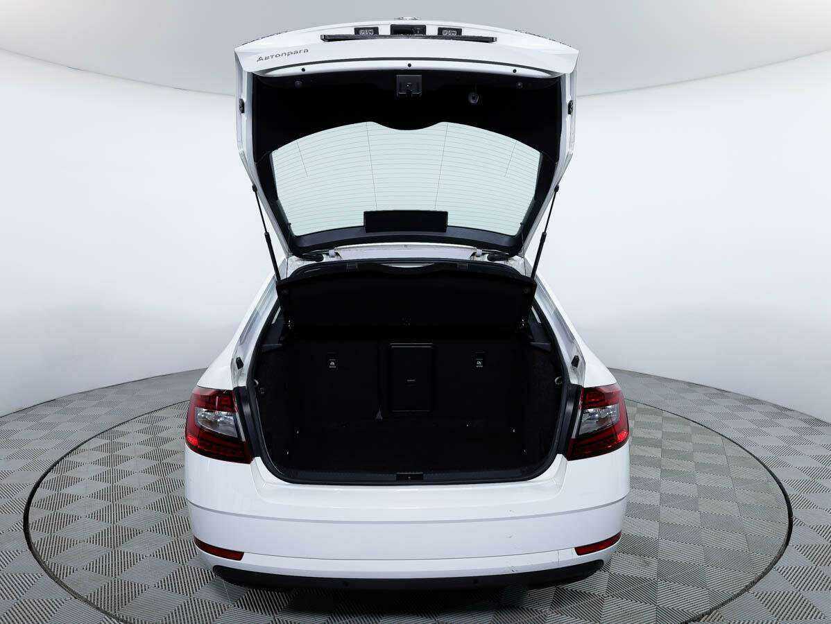 Skoda Octavia б/у, 2019, Роботизированная. Фото: #5