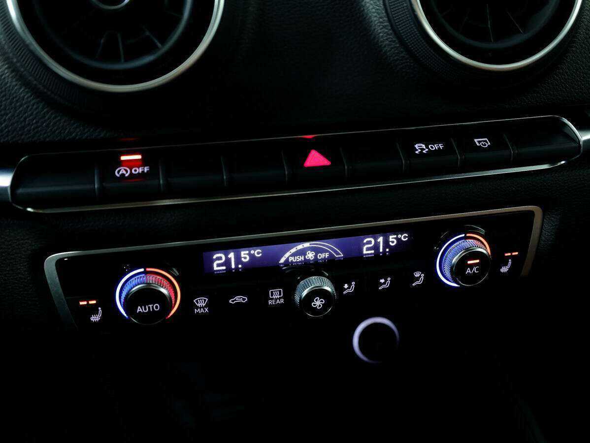 Audi A3 б/у, 2018, Роботизированная. Фото: #17