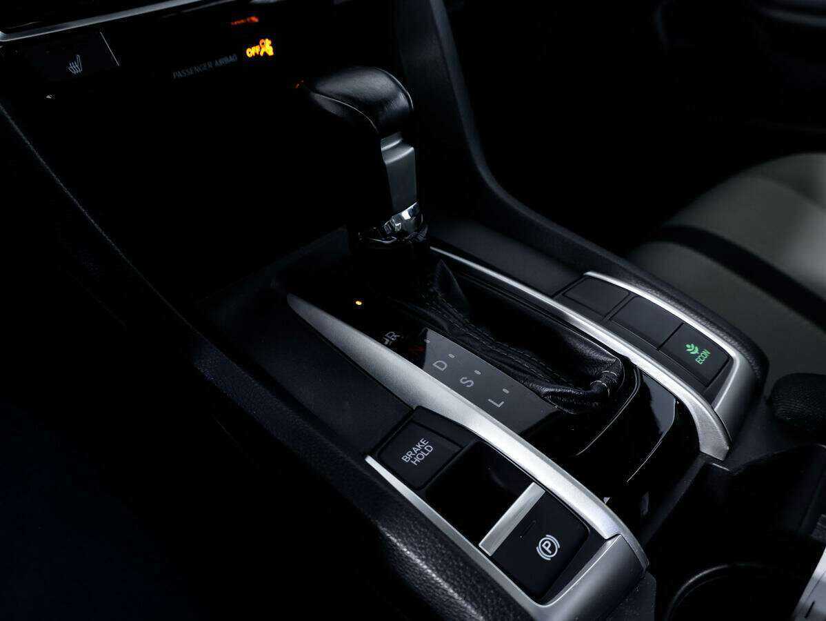 Honda Civic б/у, 2019, Вариатор. Фото: #15