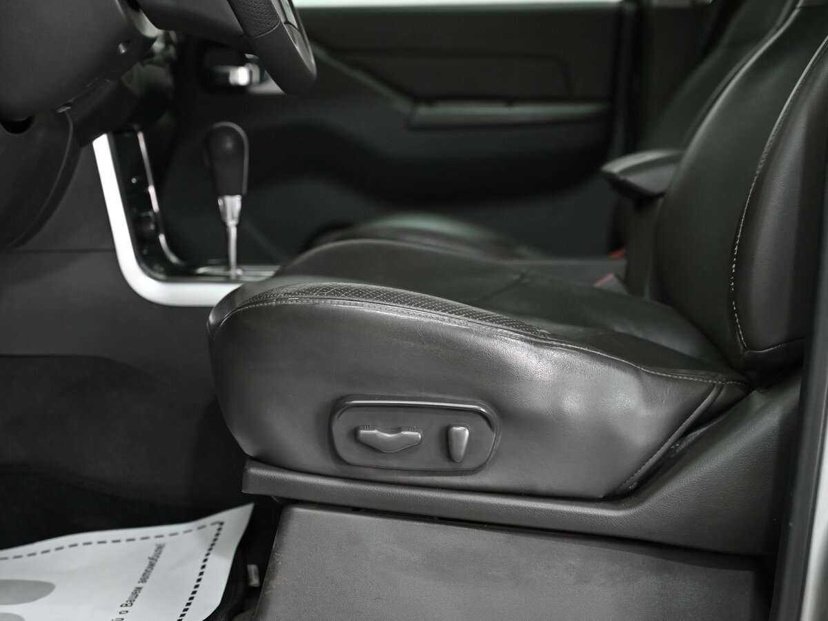 Nissan Pathfinder б/у, 2012, Автоматическая. Фото: #11