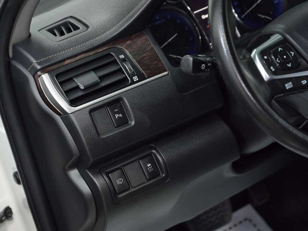 Toyota Camry б/у, 2017, Автоматическая. Фото: #6