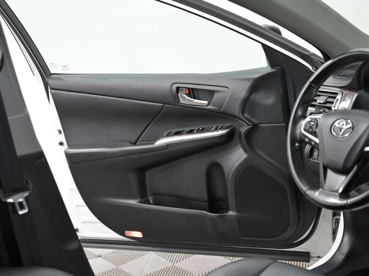 Toyota Camry б/у, 2017, Автоматическая. Фото: #10