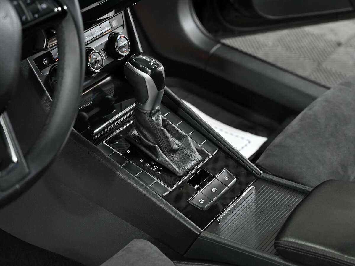 Skoda Superb б/у, 2016, Роботизированная. Фото: #9