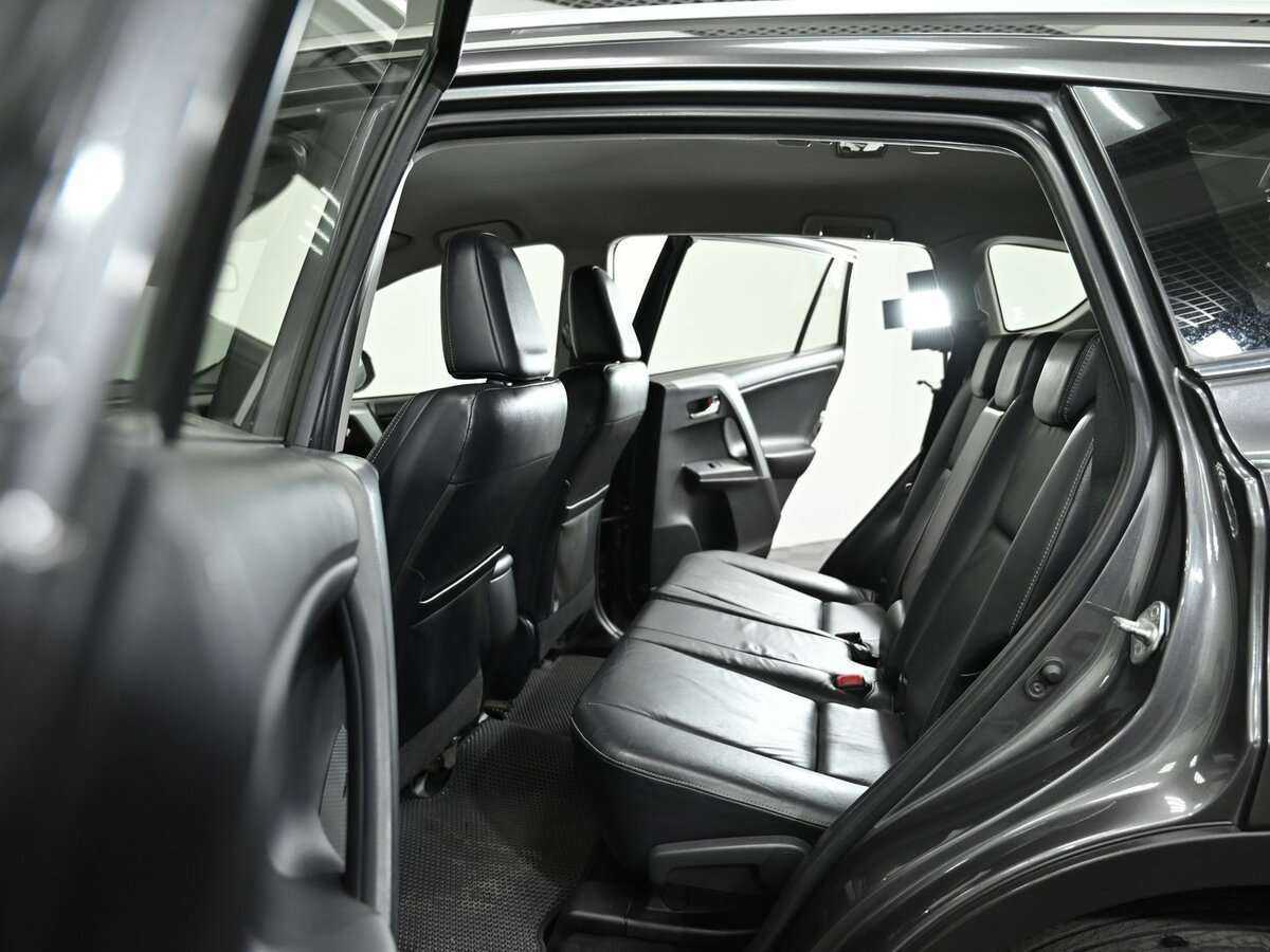 Toyota RAV4 б/у, 2013, Автоматическая. Фото: #5