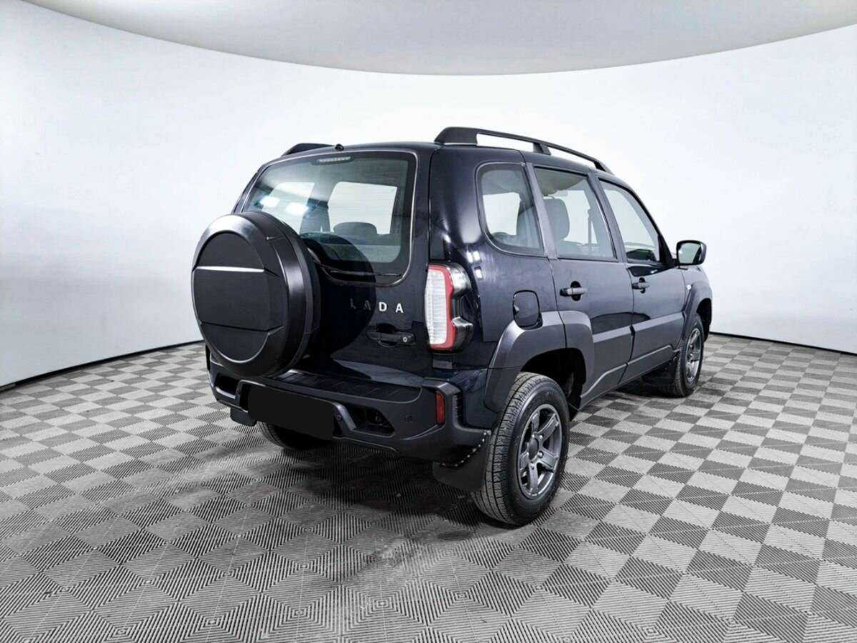 Lada (ВАЗ) Niva б/у, 2023, Механическая. Фото: #4