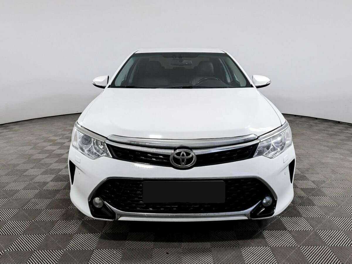 Toyota Camry б/у, 2016, Автоматическая. Фото: #1