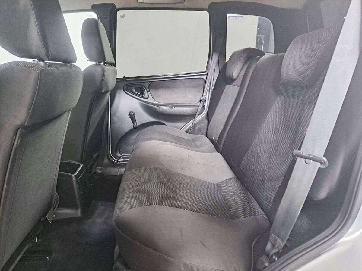 Chevrolet Niva б/у, 2016, Механическая. Фото: #9