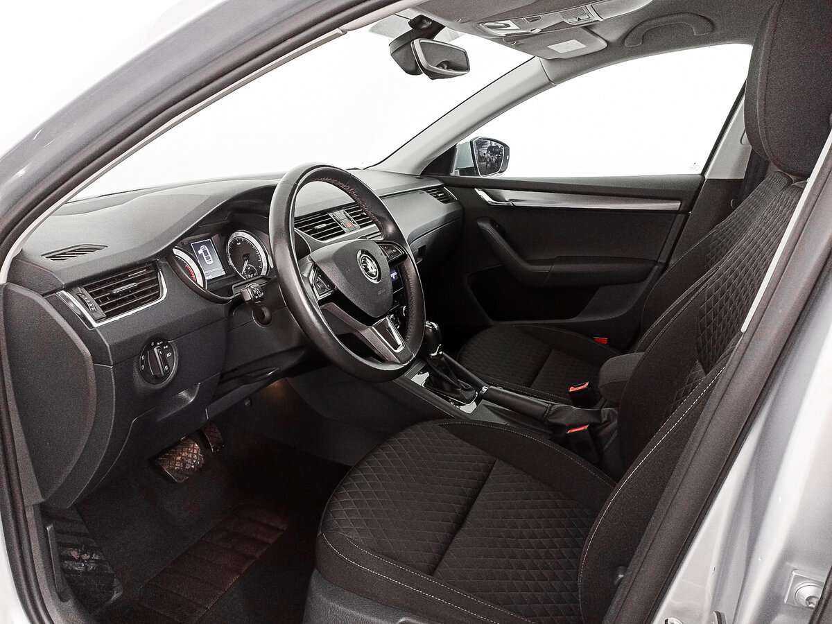 Skoda Octavia б/у, 2018, Роботизированная. Фото: #13