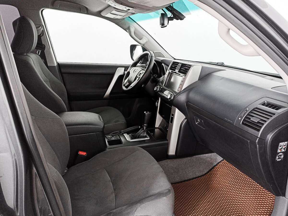 Toyota Land Cruiser Prado б/у, 2012, Автоматическая. Фото: #6
