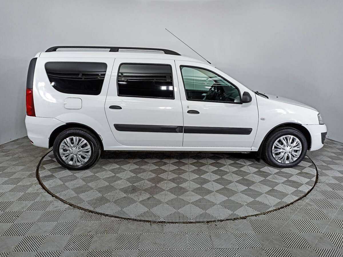 Лада (ВАЗ) Ларгус б/у, 2017, Механическая. Фото: #3