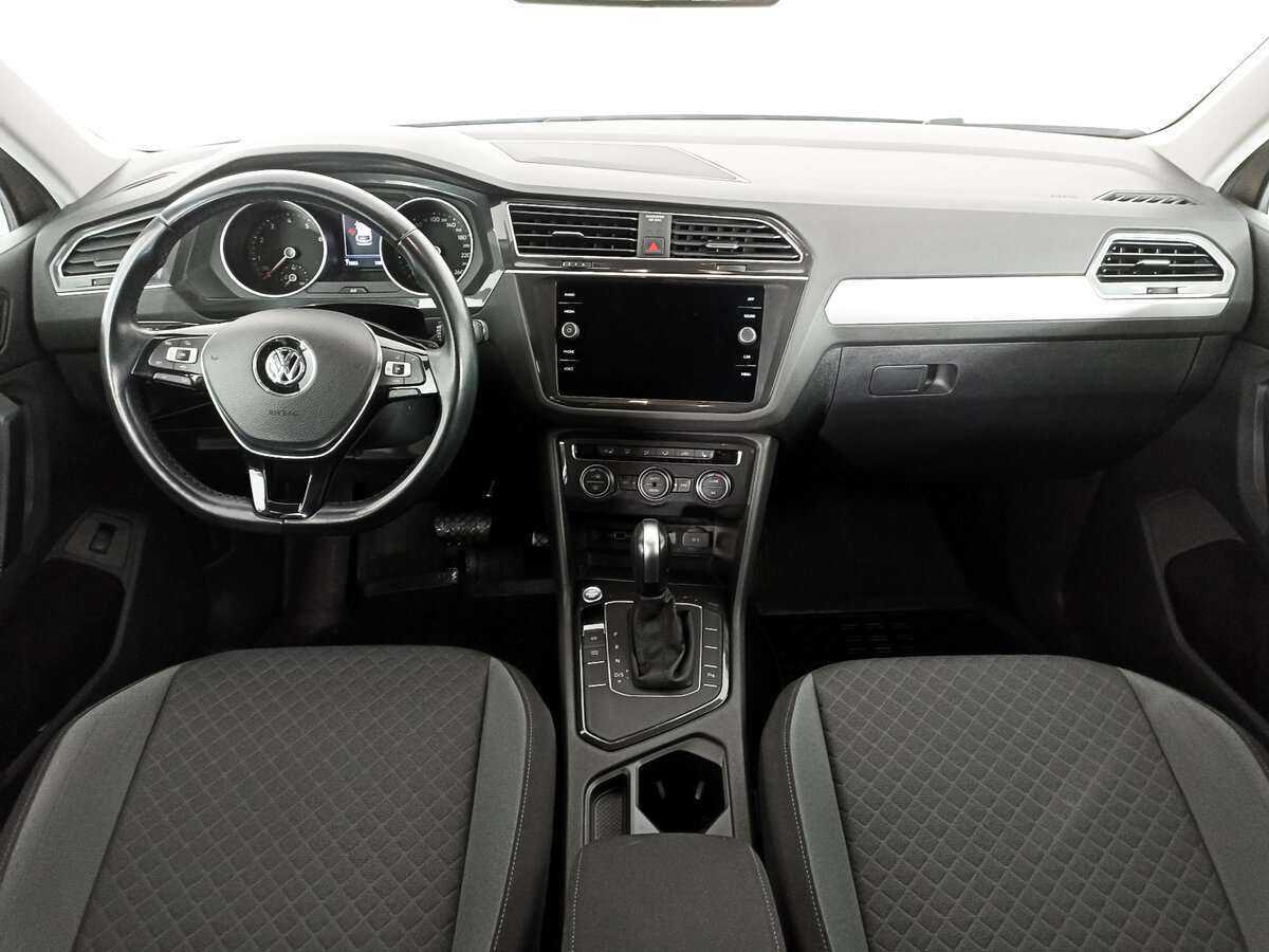 Volkswagen Tiguan б/у, 2020, Роботизированная. Фото: #11