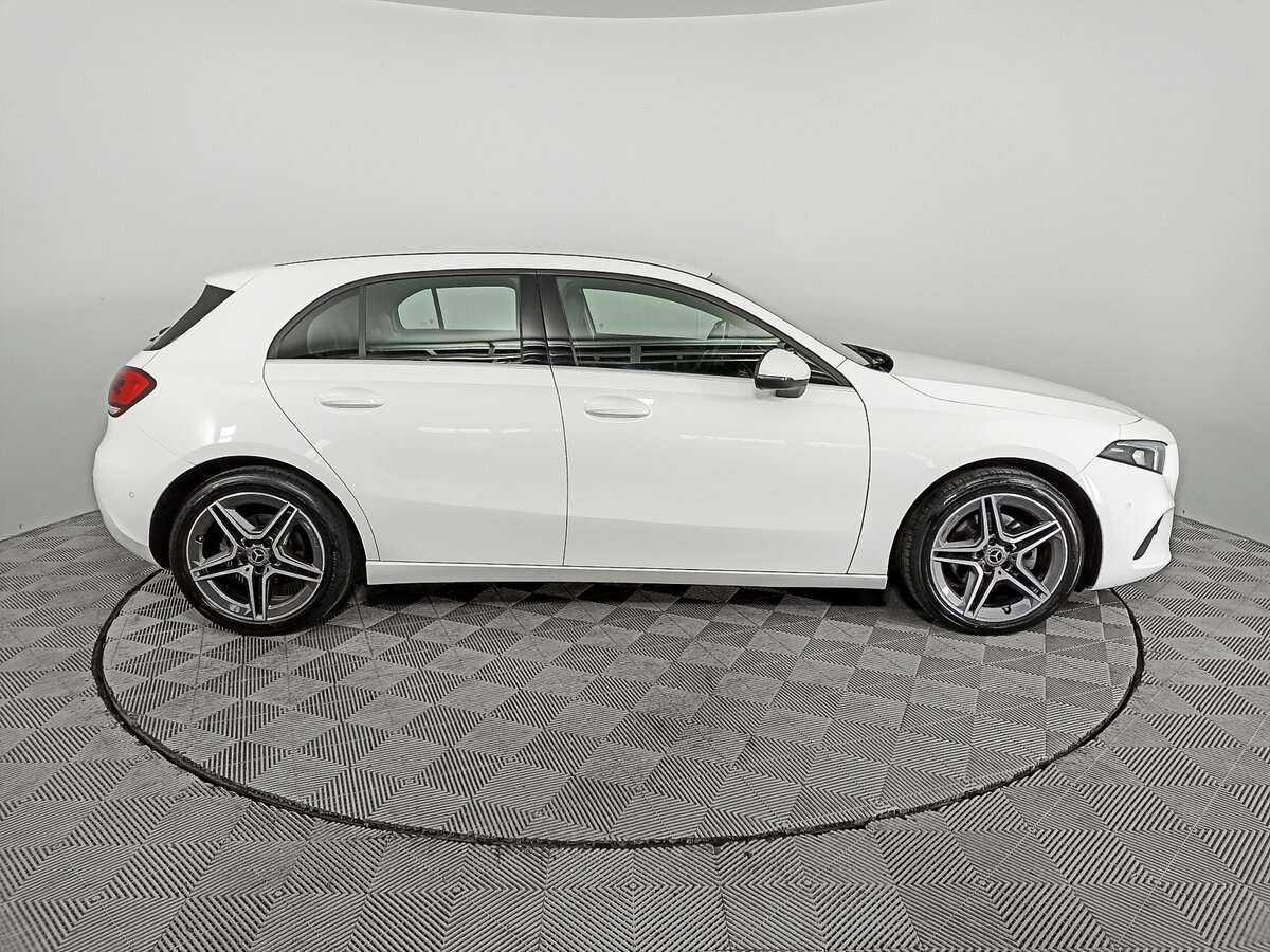 Mercedes-Benz A-Класс б/у, 2018, Роботизированная. Фото: #3