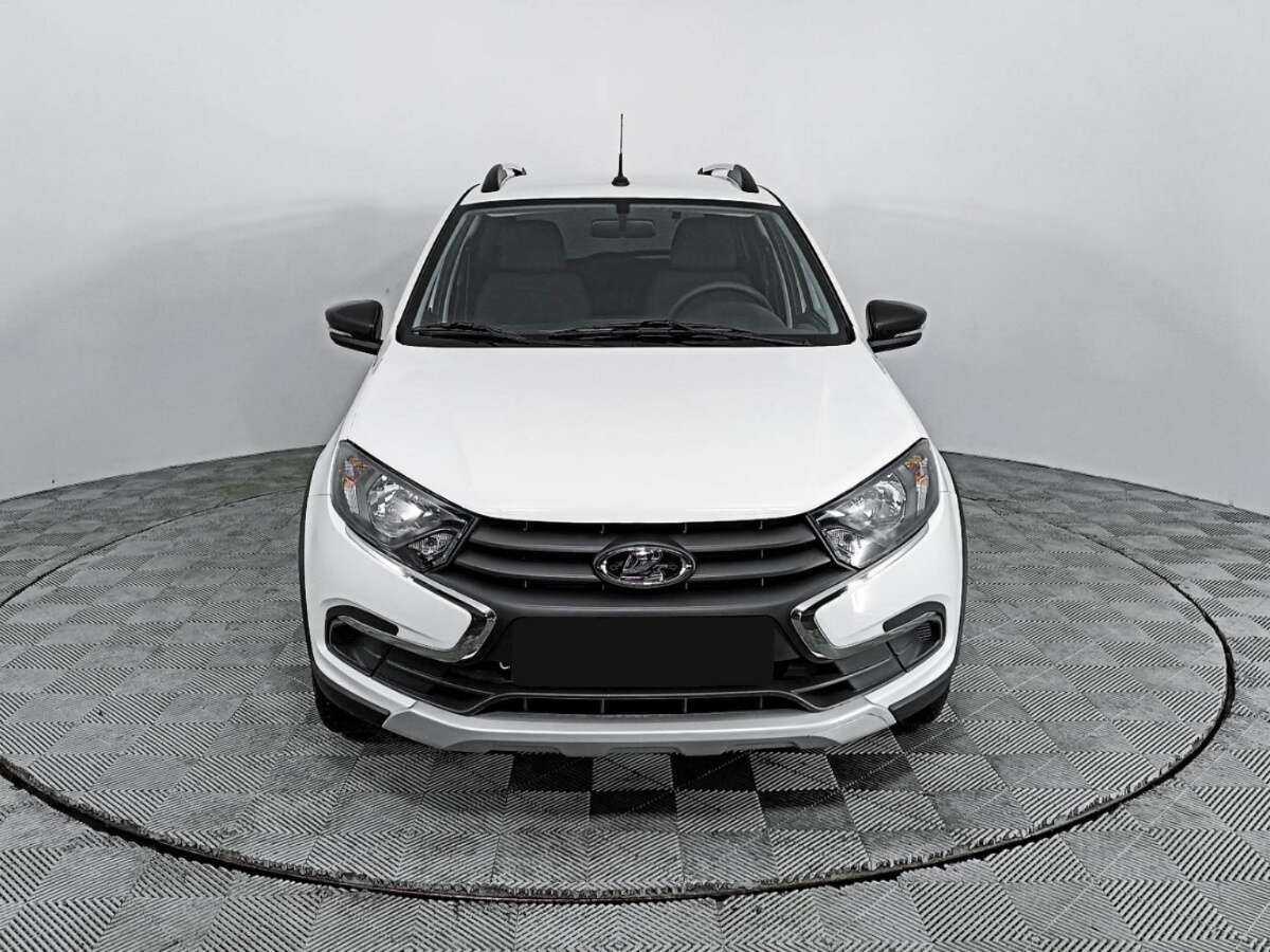 Lada (ВАЗ) Granta б/у, 2023, Механическая. Фото: #1