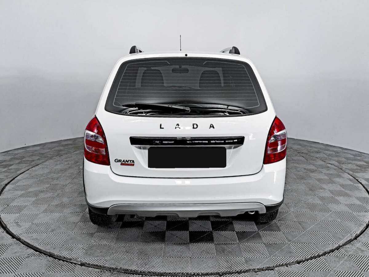 Lada (ВАЗ) Granta б/у, 2023, Механическая. Фото: #5