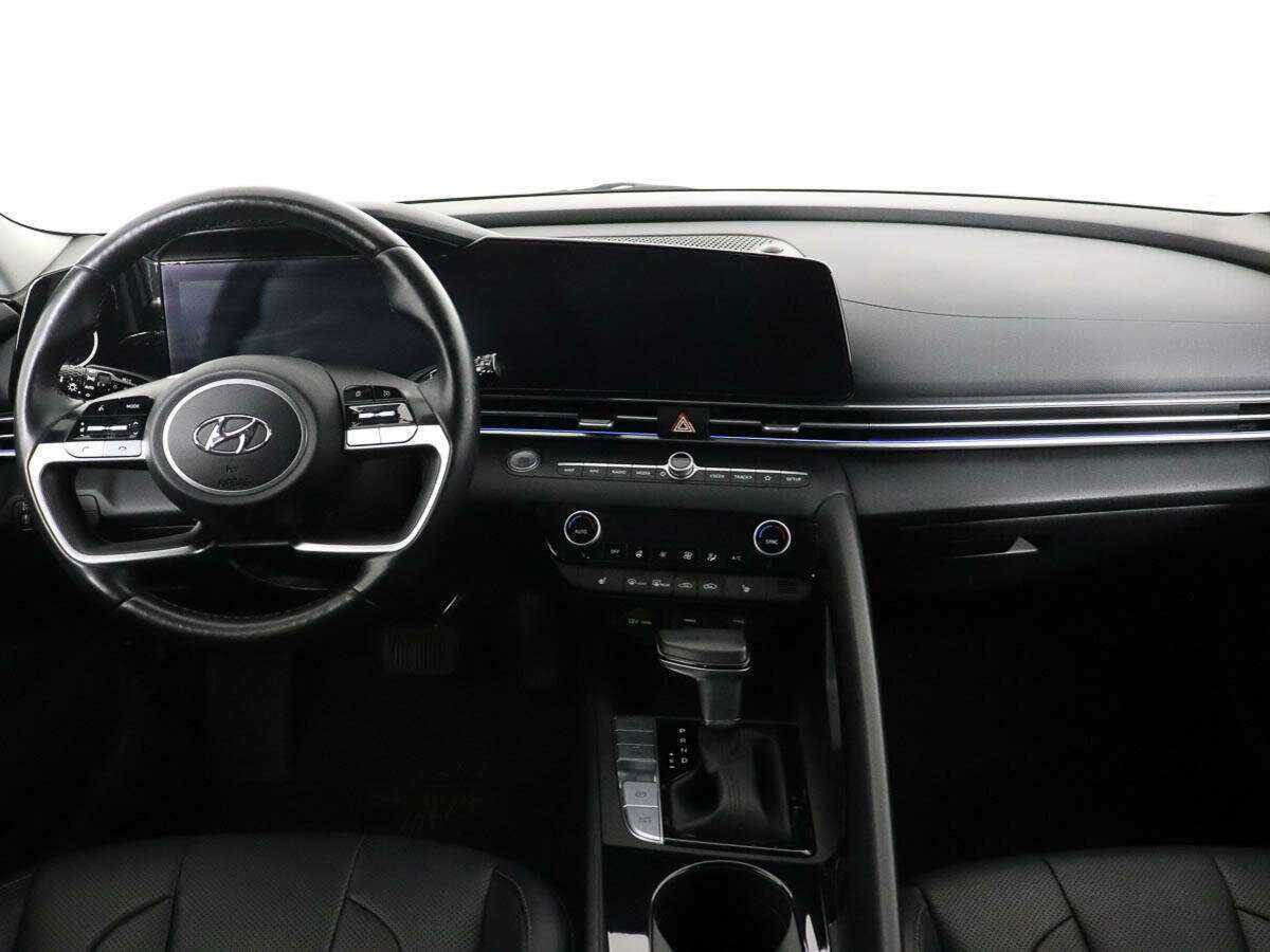 Hyundai Elantra б/у, 2021, Автоматическая. Фото: #10