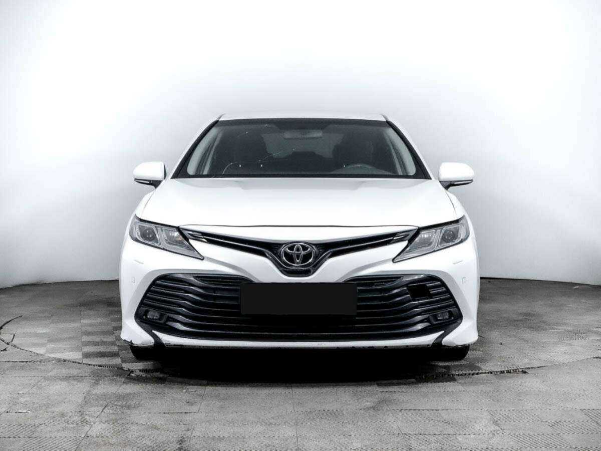 Toyota Camry б/у, 2020, Автоматическая. Фото: #1